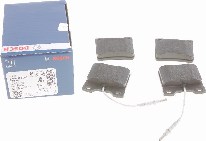 BOSCH 0 986 494 055 - Kit de plaquettes de frein, frein à disque parts5.com