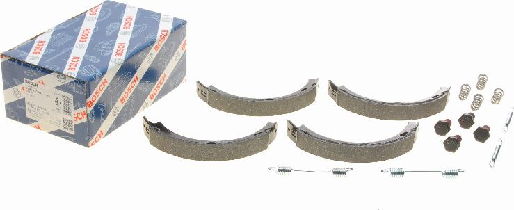 BOSCH 0 986 487 543 - Piduriklotside komplekt,seisupidur parts5.com