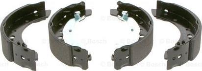 BOSCH 0 986 487 746 - Jeu de mâchoires de frein parts5.com