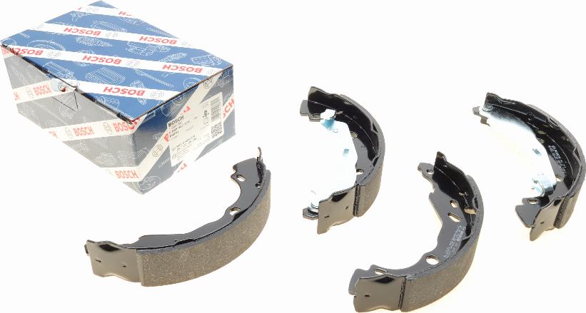 BOSCH 0 986 487 771 - Garnitura zavorne celjusti parts5.com