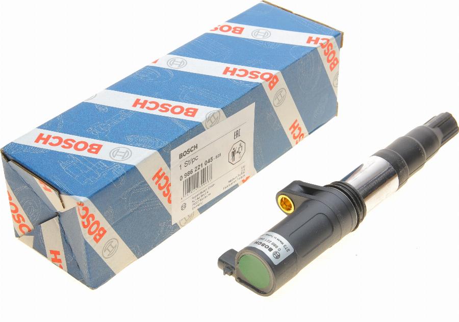 BOSCH 0 986 221 045 - Катушка зажигания parts5.com