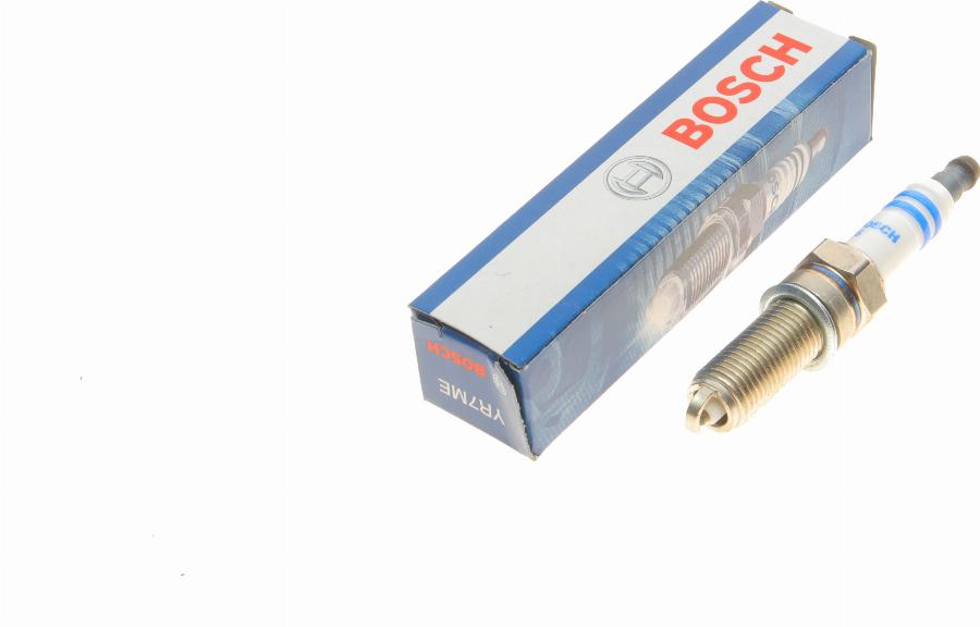 BOSCH 0 242 135 545 - Bujía de encendido parts5.com