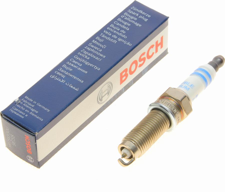 BOSCH 0 242 135 559 - Bujía de encendido parts5.com