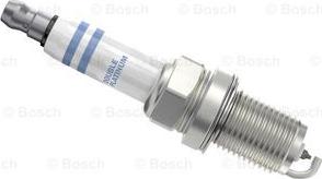 BOSCH 0 242 245 576 - Свеча зажигания parts5.com