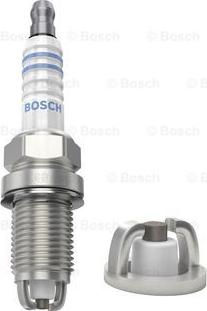 BOSCH 0 242 240 566 - Bujía de encendido parts5.com