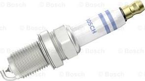 BOSCH 0 242 240 628 - Запалителна свещ parts5.com