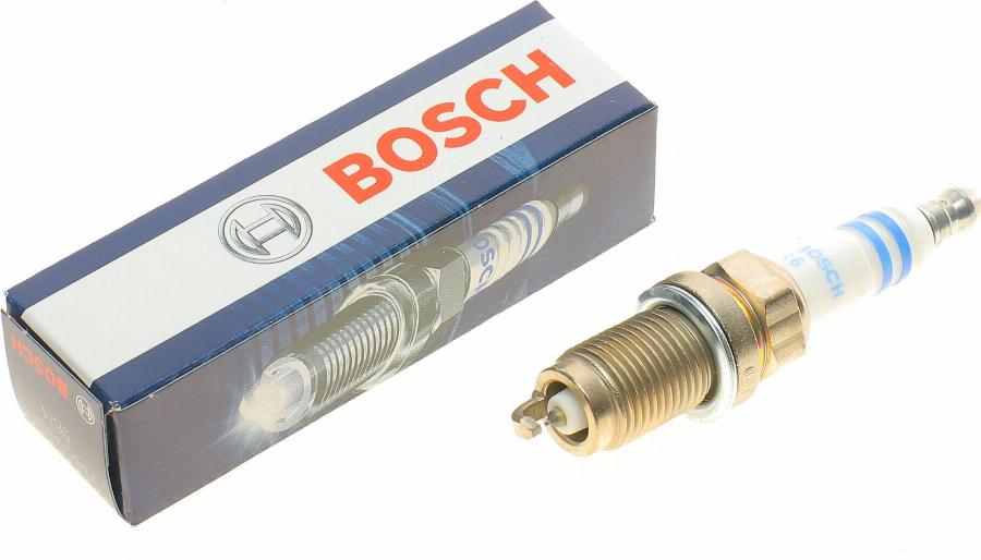 BOSCH 0 242 240 675 - Zündkerze parts5.com