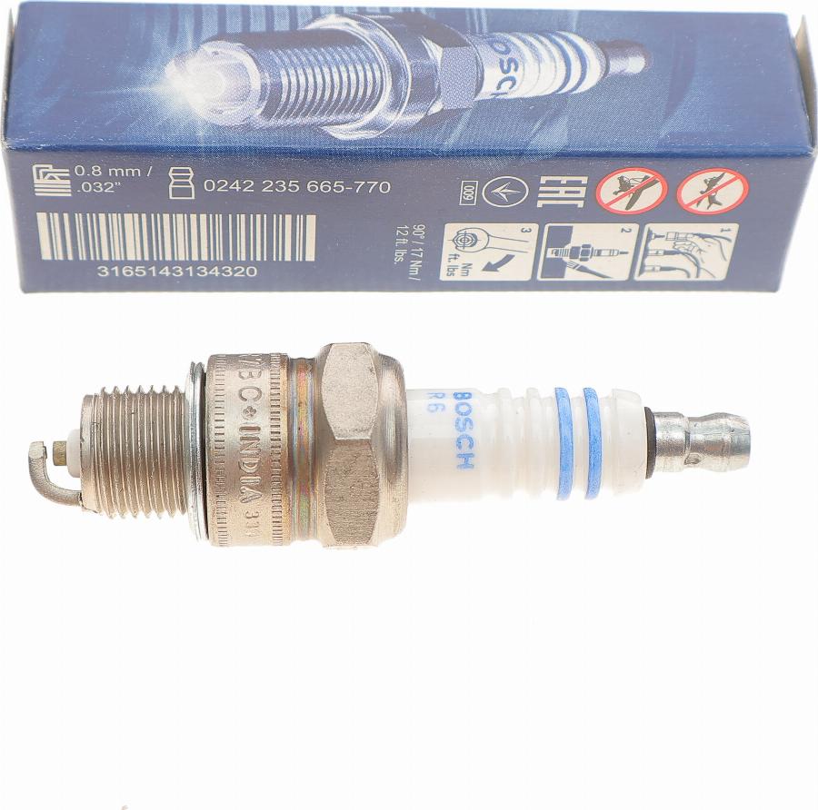 BOSCH 0 242 235 665 - Sytytystulppa parts5.com