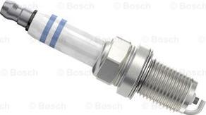 BOSCH 0 242 235 797 - Süüteküünal parts5.com