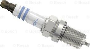 BOSCH 0 242 235 749 - Sytytystulppa parts5.com