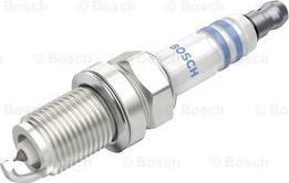 BOSCH 0 242 236 599 - Zapalovací svíčka parts5.com