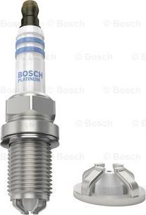 BOSCH 0 242 236 562 - Свеча зажигания parts5.com