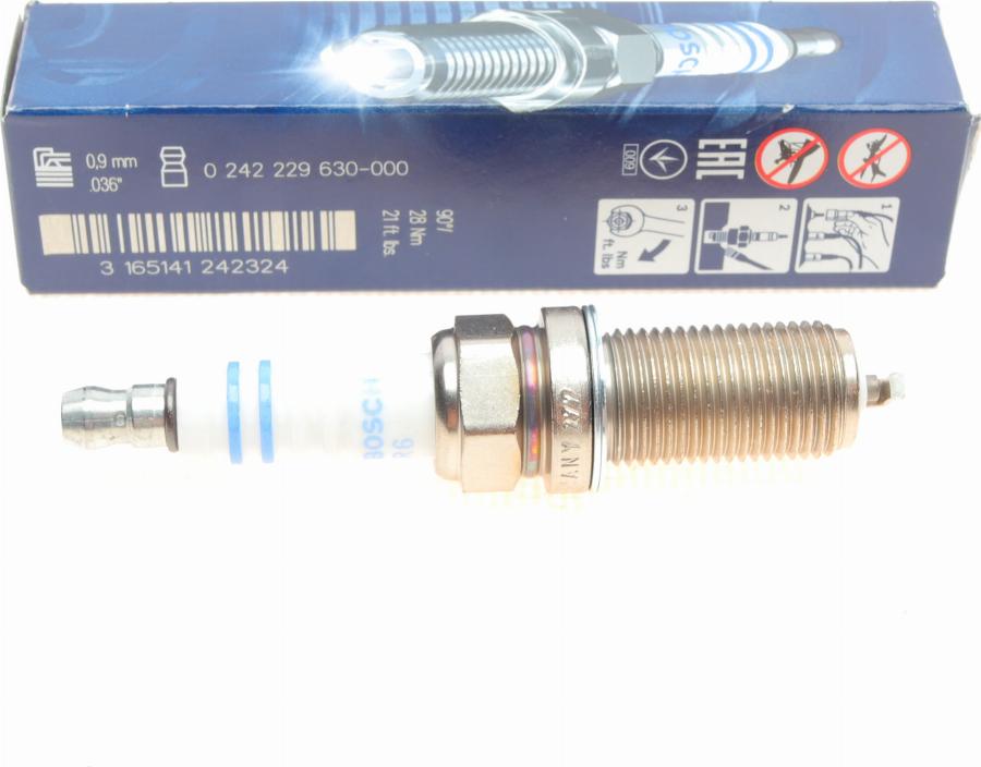 BOSCH 0 242 229 630 - Запалителна свещ parts5.com