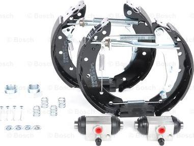 BOSCH 0 204 114 548 - Zestaw szczęk hamulcowych parts5.com