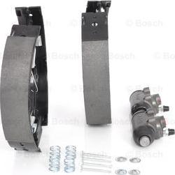 BOSCH 0 204 114 551 - Komplet kočionih papuča parts5.com