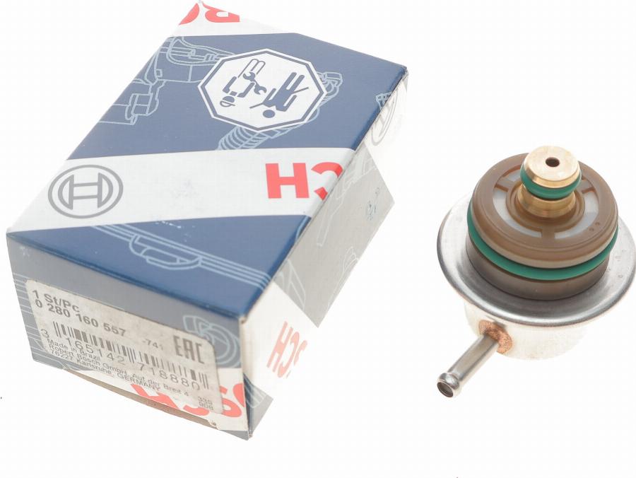 BOSCH 0 280 160 557 - Regulador de la presión del combustible parts5.com