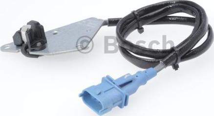 BOSCH 0 232 101 035 - Sensor, camshaft position parts5.com