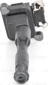 BOSCH 0 221 504 029 - Bobina de encendido parts5.com