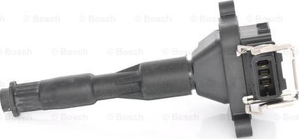 BOSCH 0 221 504 029 - Bobina de encendido parts5.com