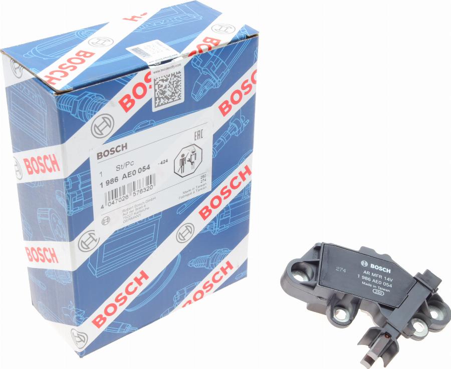 BOSCH 1 986 AE0 054 - Regulátor alternátora parts5.com