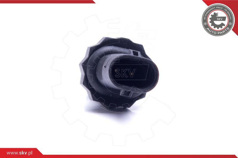 Esen SKV 17SKV673 - Датчик, температура охлаждающей жидкости parts5.com