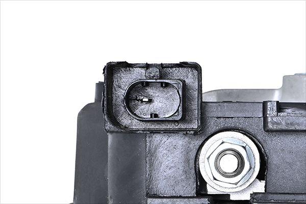 HELLA 8EL 015 630-761 - Alternador parts5.com