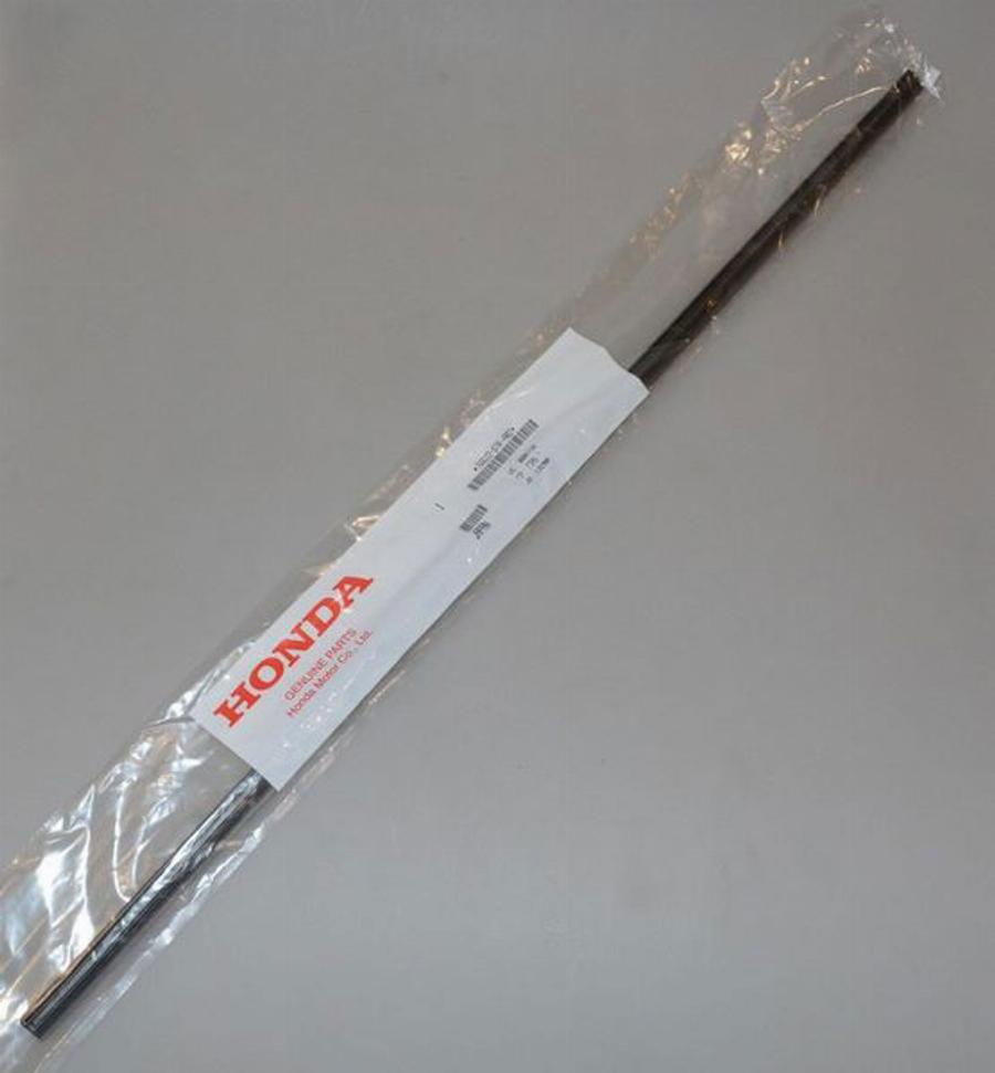 Honda 76622STKA02 - Wiper Blade parts5.com