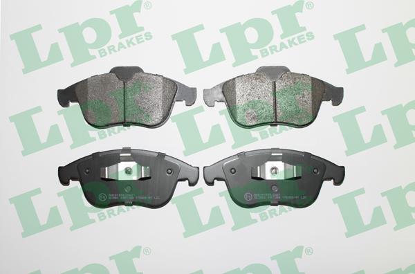 LPR 05P1388 - Sada brzdových destiček, kotoučová brzda parts5.com