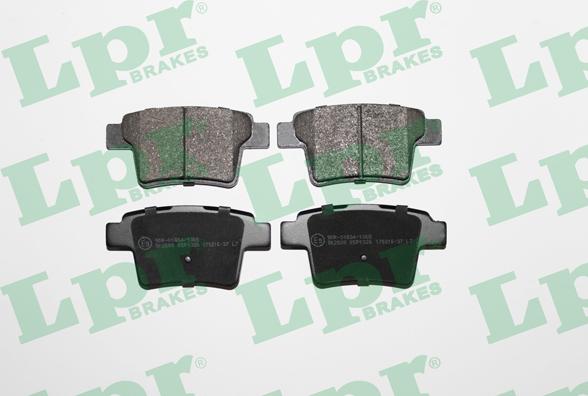 LPR 05P1326 - Тормозные колодки, дисковые, комплект parts5.com