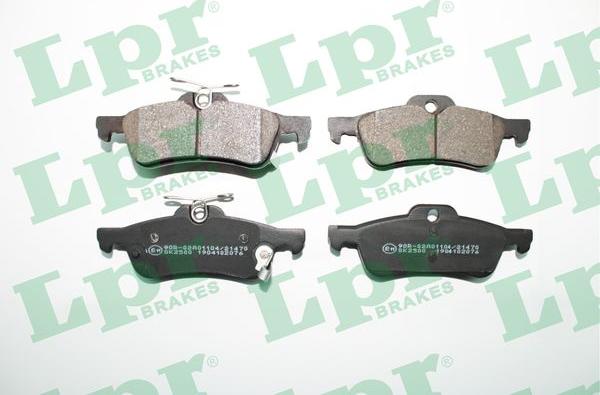 LPR 05P2076 - Тормозные колодки, дисковые, комплект parts5.com