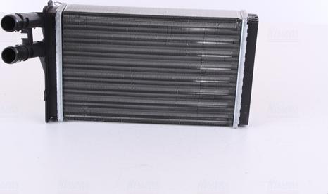Nissens 70221 - Radiador de calefacción parts5.com