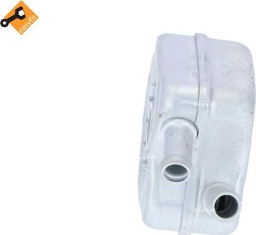 NRF 31305 - Radiador de aceite, aceite motor parts5.com