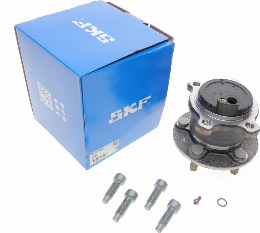 SKF VKBA 6586 - Juego de cojinete de rueda parts5.com