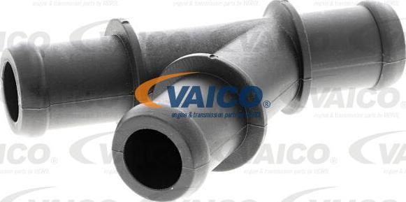 VAICO V10-3530 - Příruba chladiva parts5.com