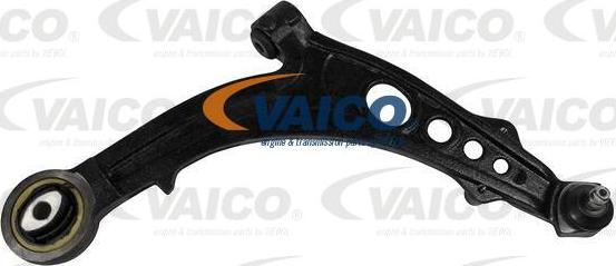 VAICO V24-0032 - Track Control Arm parts5.com