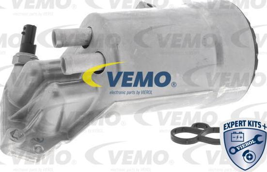 Vemo V46-60-0013 - Oil Cooler, engine oil parts5.com