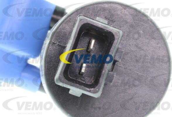 Vemo V40-08-0014 - Water Pump, window cleaning parts5.com