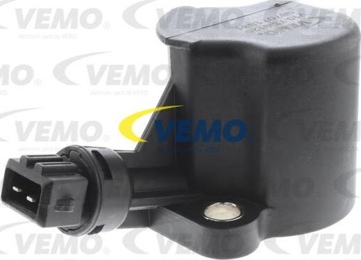 Vemo V10-73-0125 - Включвател, светлини за движение на заден ход parts5.com