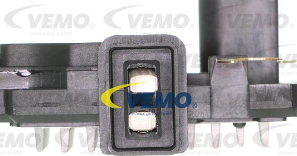 Vemo V10-77-1048 - Konjektör parts5.com