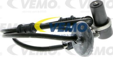 Vemo V30-72-0139 - Senzor,turatie roata parts5.com