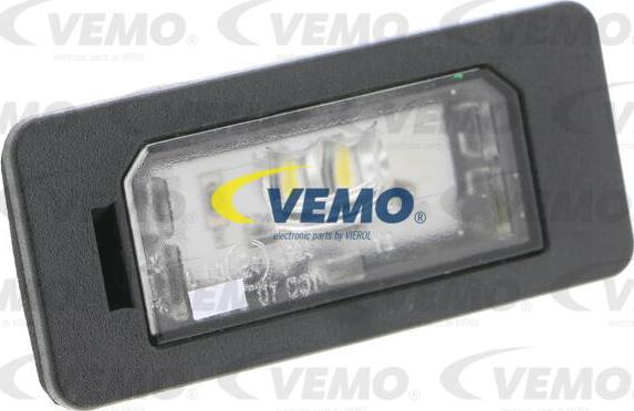 Vemo V20-84-0013 - Фонарь освещения номерного знака parts5.com